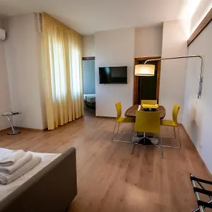 Porta Al Prato Aparthotel Florence